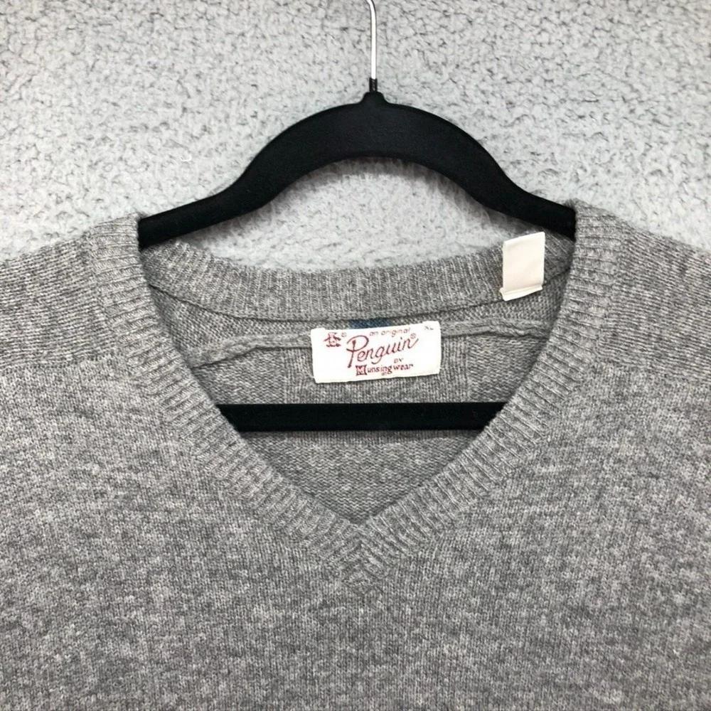 Penguin Wool Sweater Jumper Mens XL Gray V Neck Minimalist Classic Preppy